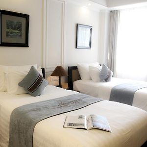 Deluxe Wing Triple Room